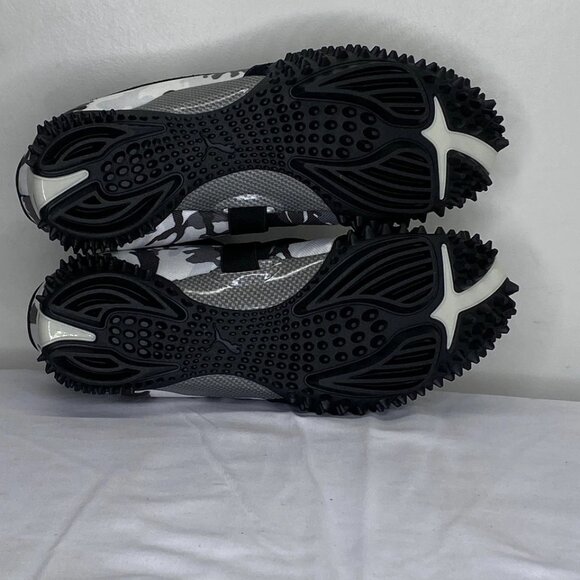 Puma Women’s Mostro White Camo Sneakers – Size 8.5 – Hook & Loop – Spikes – - Picture 5 of 5